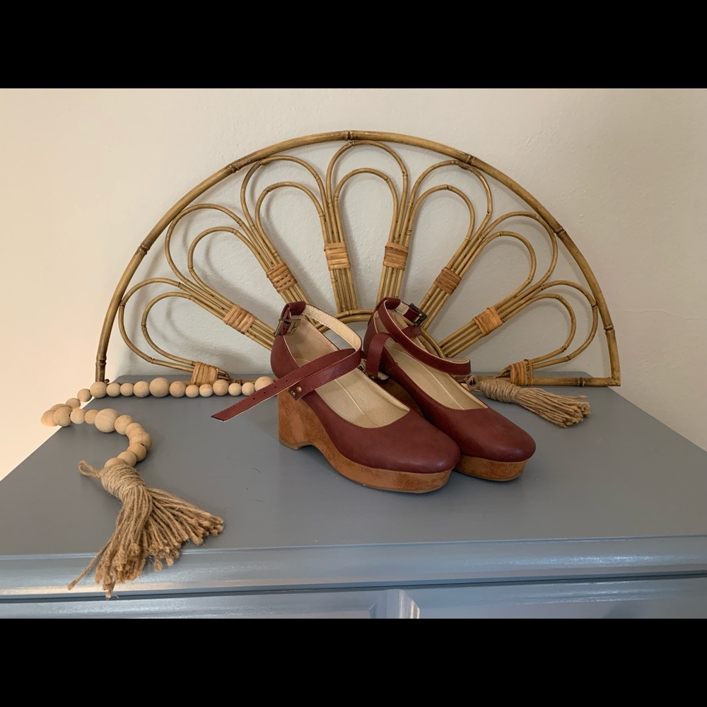 Unique Clog Shoe